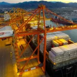 Puerto de Manzanillo récord en movimiento de contenedores