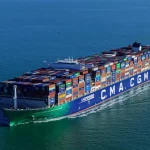 CMA CGM reconfigura su servicio