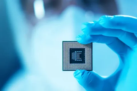 Apple comprará chips por 30.000 millones de dólares a Broadcom