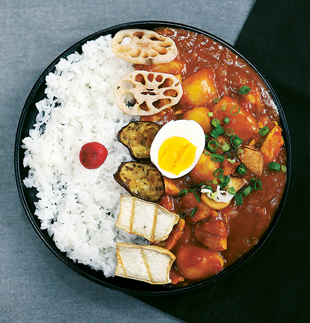 Japón también tiene una fascinación por esta mezcla; lejos de ser picante, se destaca por ser más denso y dulce.