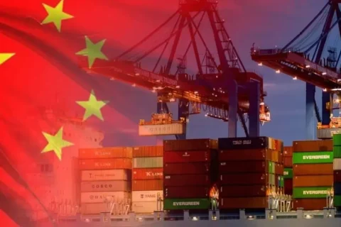 Las exportaciones chinas crecieron 25% interanual en agosto