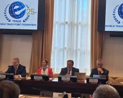 De derecha a izquierda: Pedro Fuentes, Carlos Moreno, Carolina Quintana y Ramón Barquín III. WTPF. De derecha a izquierda: Pedro Fuentes, Carlos Moreno, Carolina Quintana y Ramón Barquín III. WTPF.